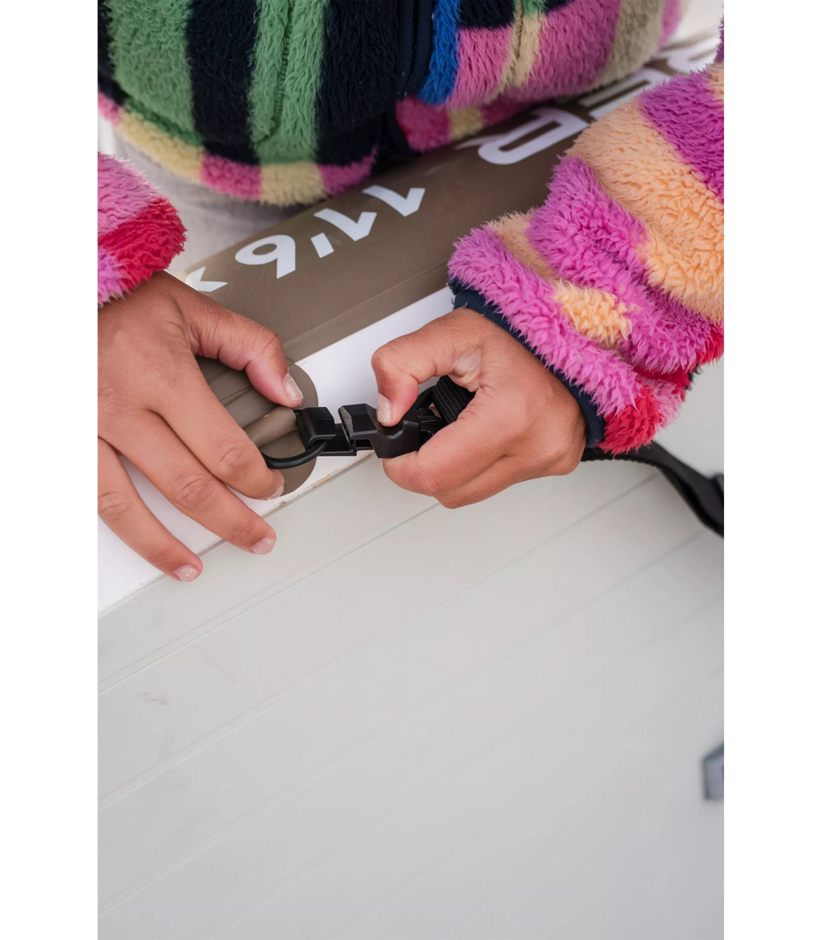Shoulder carry strap for board