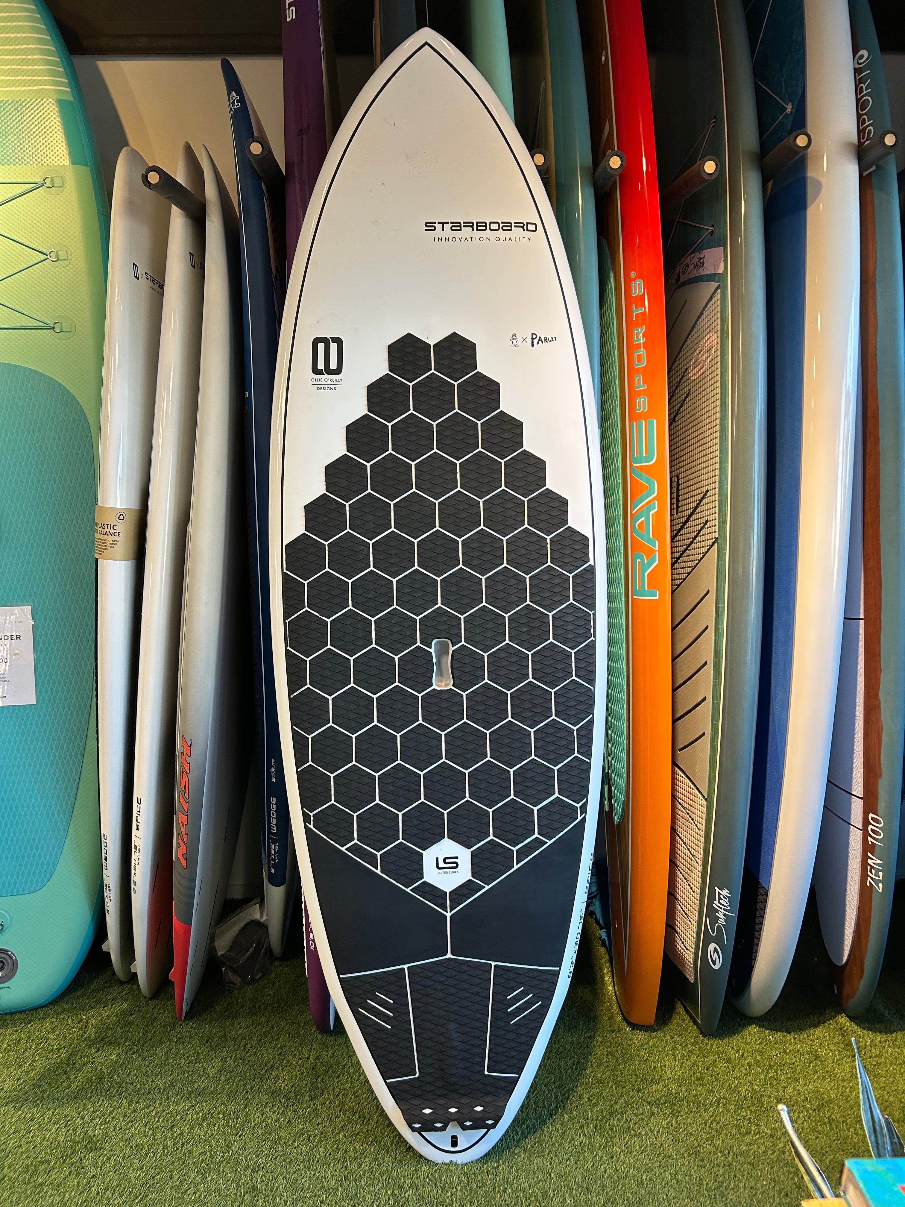 STARBOARD - Spice Limited Series 8'2" DEMO