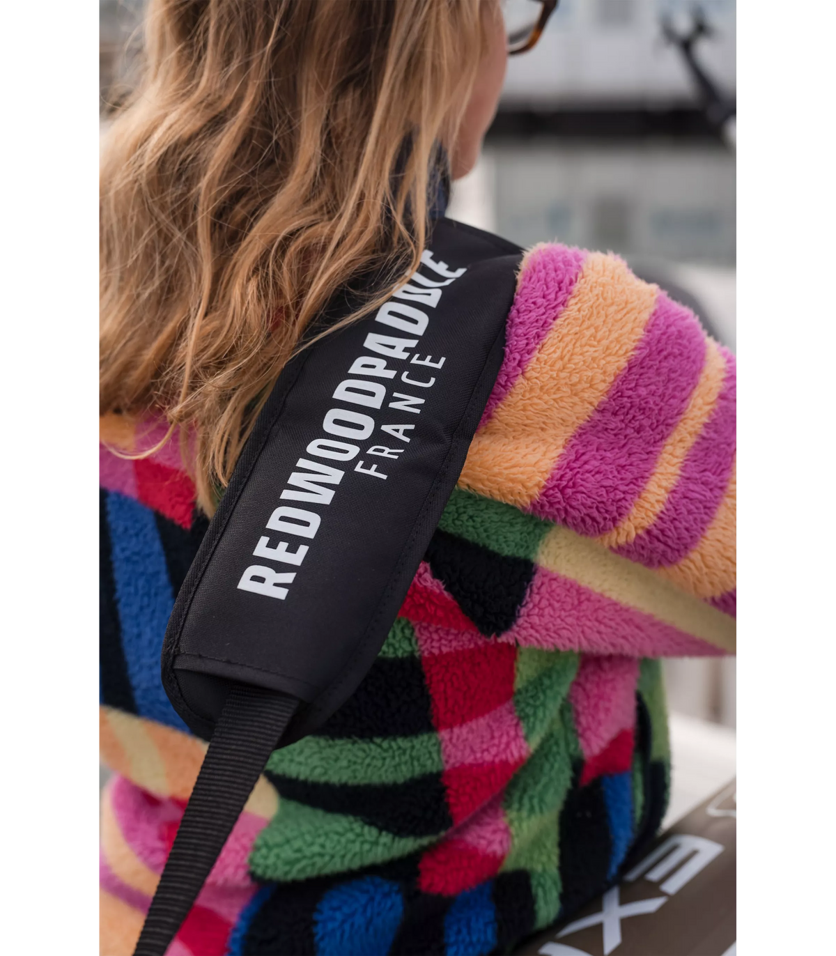 Shoulder carry strap for board